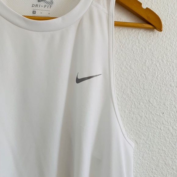 NIKE RUNNING tee - Picture 2 of 6